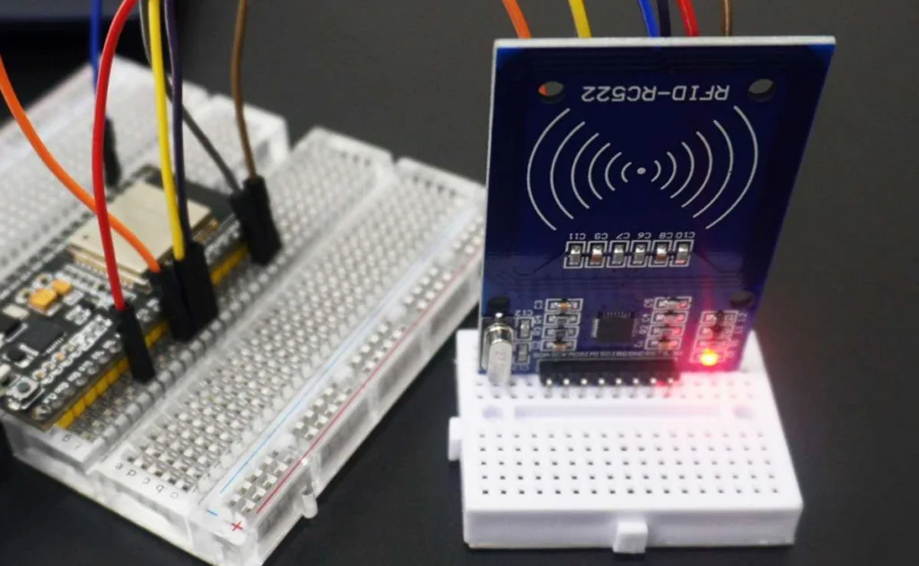 MFRC522 reader wired to the ESP32 device. Ready for new RFID cards.